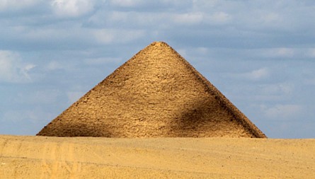 Pirámide Roja en Dhashur